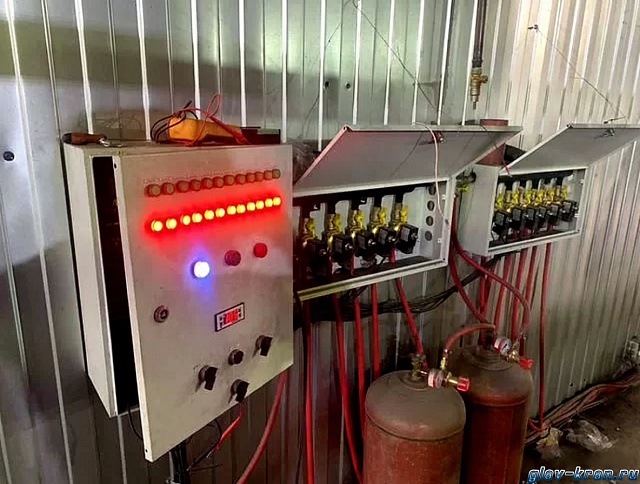 Нагревательная камера на 24 бочки по 200 литров или 6 еврокубов по 1000 литров, 2 уровня хранения, электрический обогрев ТЭНами или газом до -20 кВт, 4950x3850х1730 мм, рабочая температура нагрева до -250 ᵒС, напряжение -220/380В