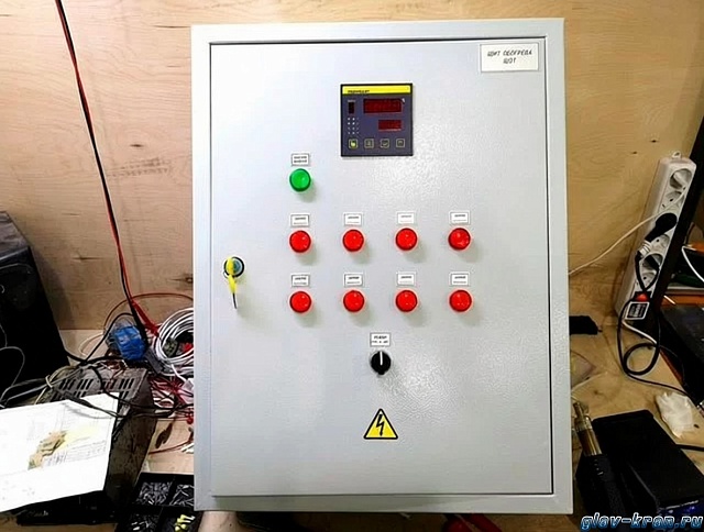 Нагревательная камера на 24 бочки по 200 литров или 6 еврокубов по 1000 литров, 2 уровня хранения, электрический обогрев ТЭНами или газом до -20 кВт, 4950x3850х1730 мм, рабочая температура нагрева до -250 ᵒС, напряжение -220/380В